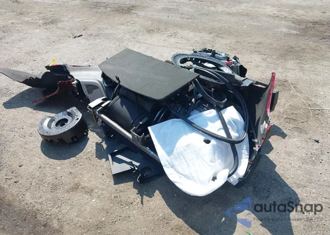 2023 GMC Acadia Awd Sle z USA, uszkodzony, nr VIN 1GKKNRL48PZ179072